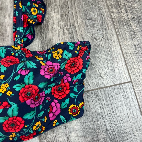 Summersalt Ruffle Oasis Bikini Top - Picture 5 of 13